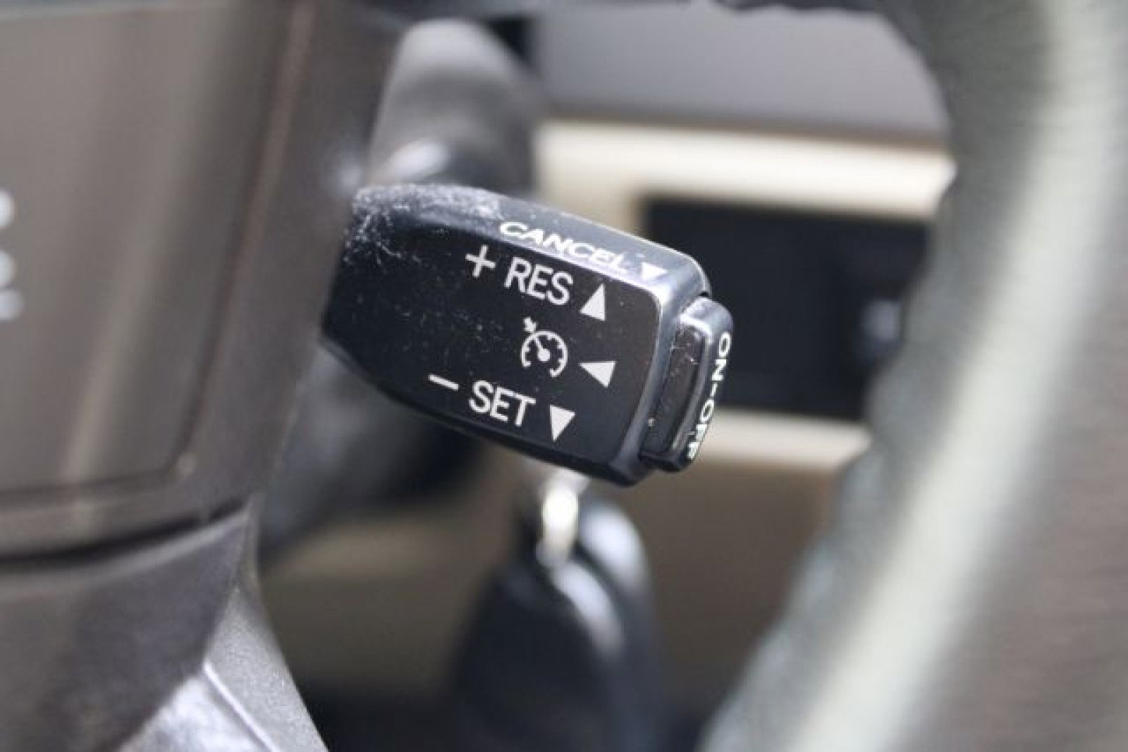 Used 2010 Toyota Sequoia Limited image 18