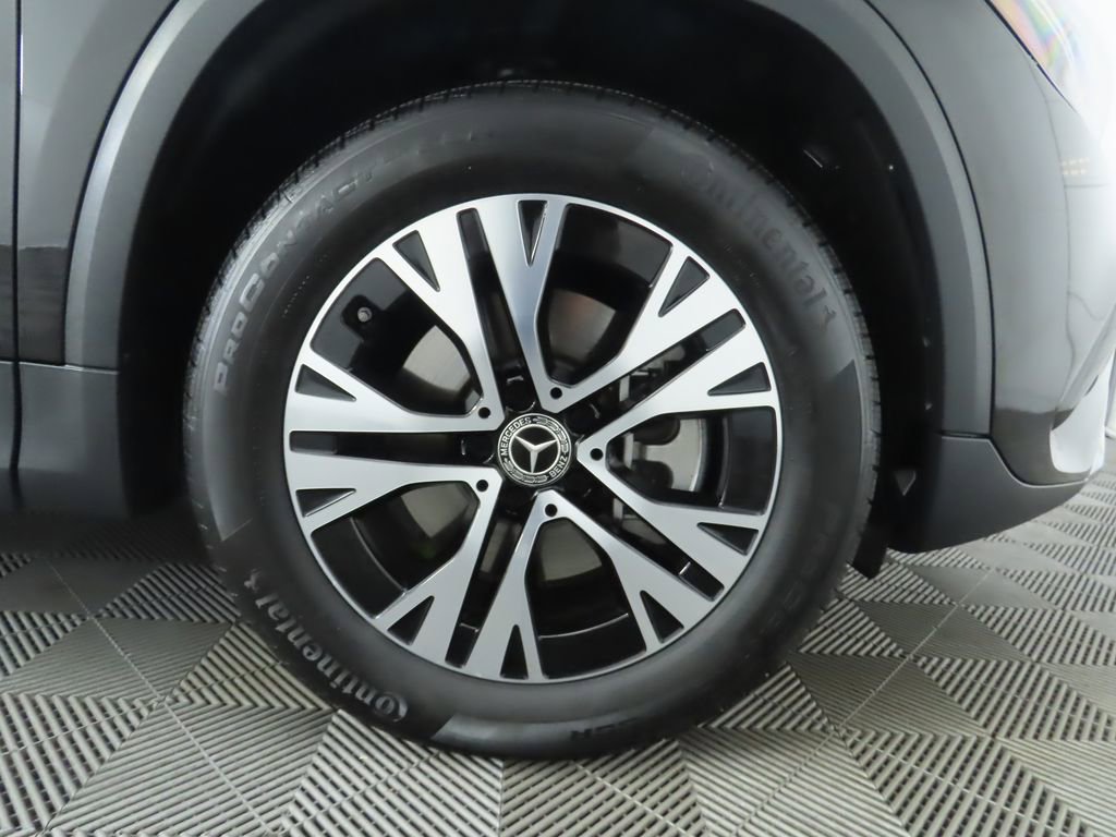 Certified 2025 Mercedes-Benz GLA 250 image 33