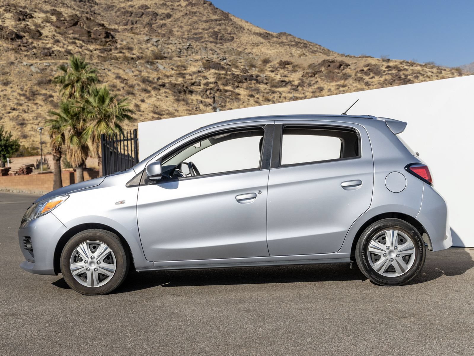 Used 2022 Mitsubishi Mirage ES FWD image 5