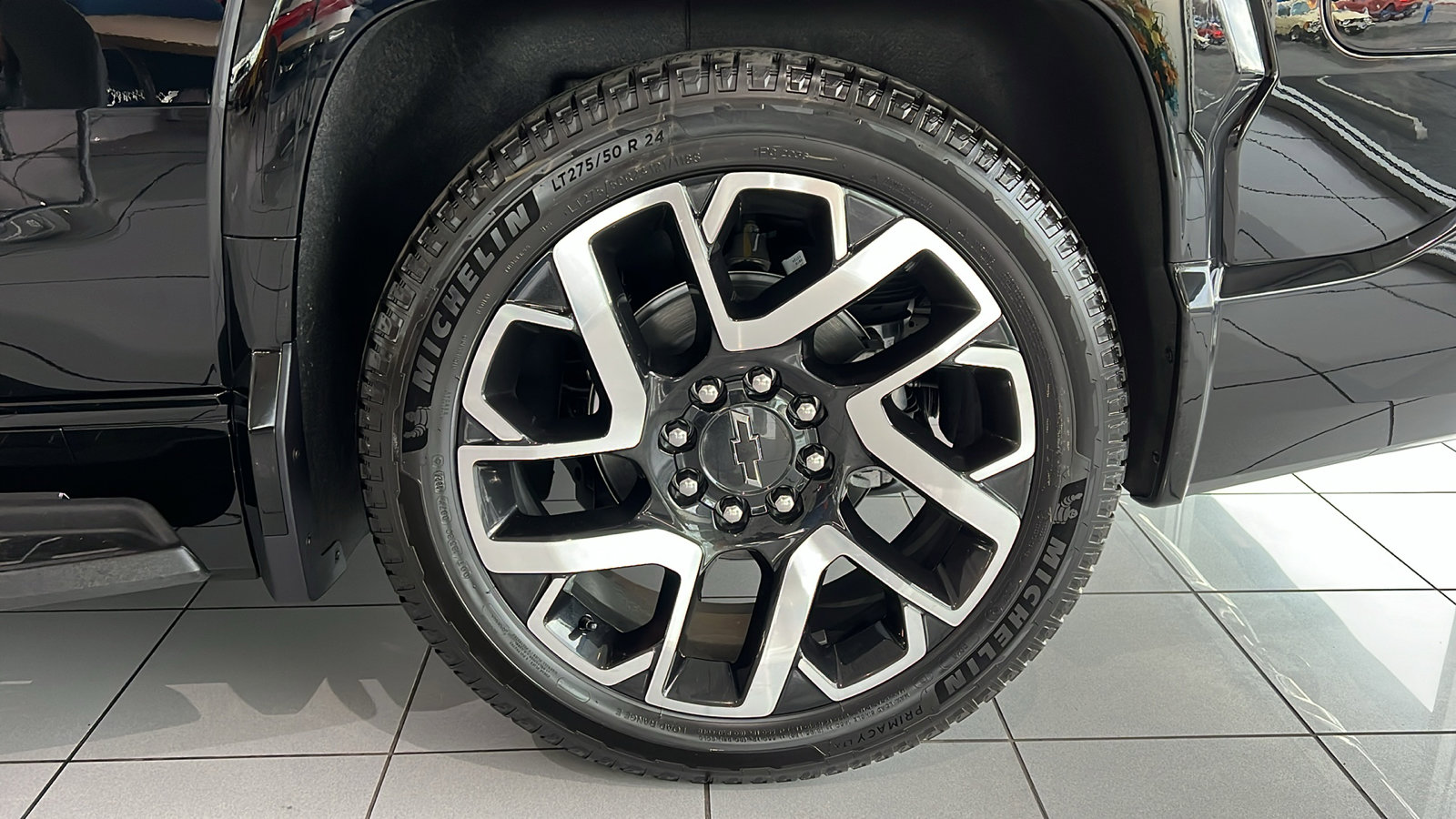 New 2024 Chevrolet Silverado EV RST image 8