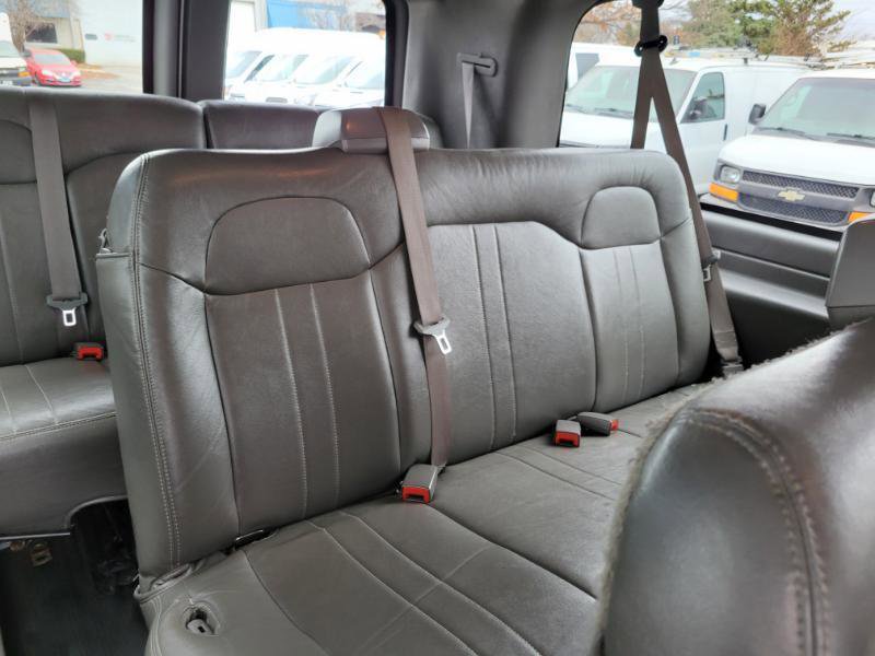 Used 2015 Chevrolet Express 3500 LS RWD image 39