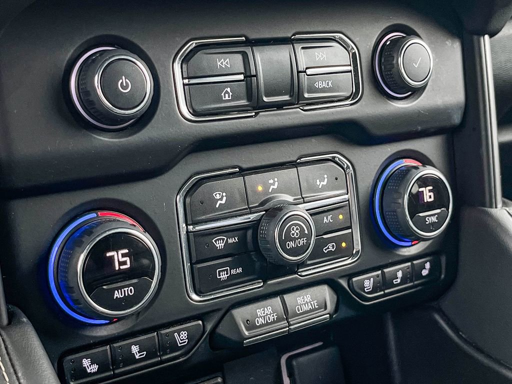 Used 2023 Chevrolet Suburban Premier image 27