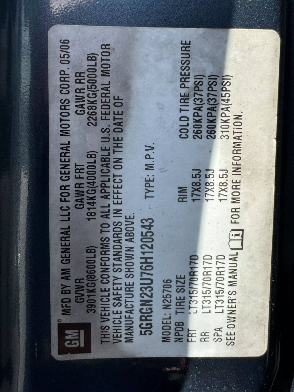 Used 2006 HUMMER H2 Base 4dr SUV 4WD image 32