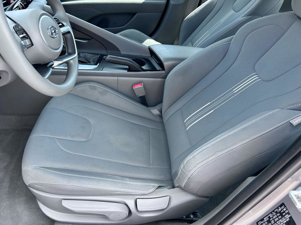Used 2023 Hyundai Elantra SEL FWD image 7