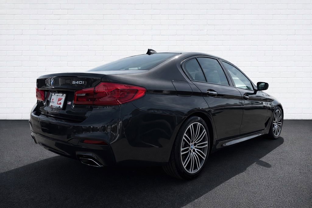 Used 2017 BMW 540i xDrive image 4