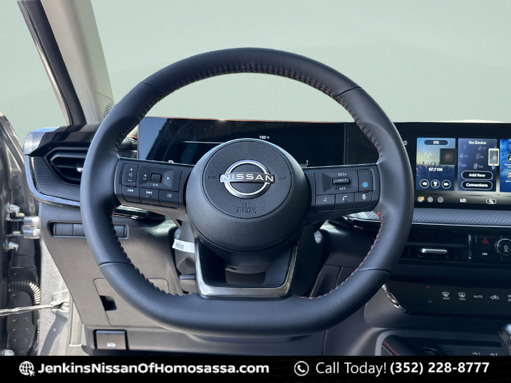 New 2026 Nissan Kicks SR AWD/4WD image 36