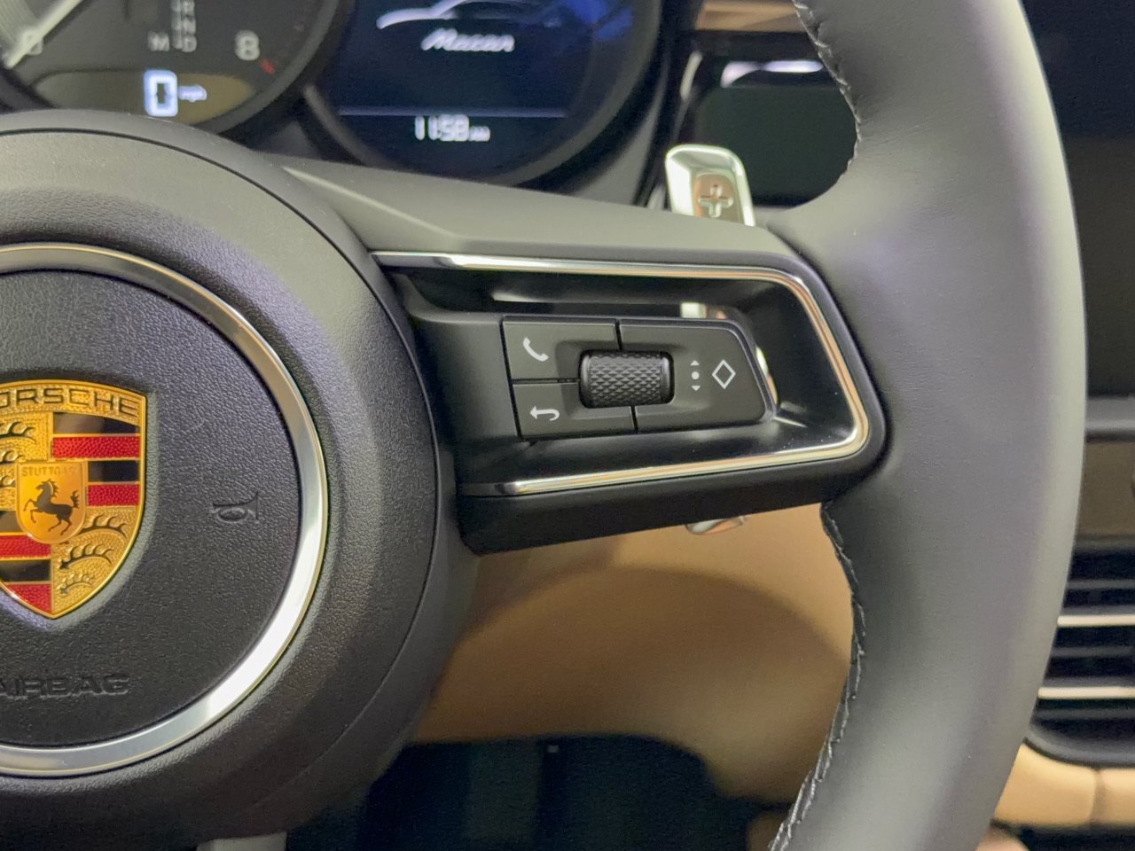 New 2026 Porsche Macan AWD/4WD image 19