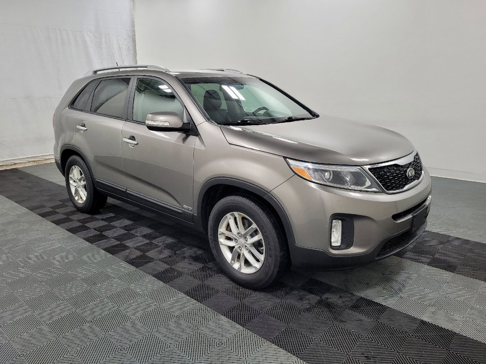 Used 2015 Kia Sorento LX AWD/4WD image 11