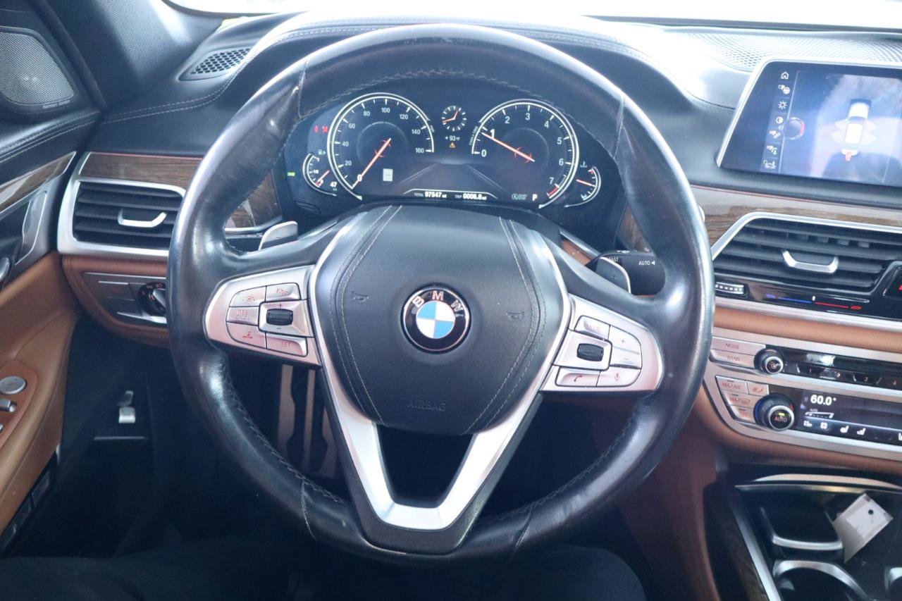 Used 2016 BMW 750i RWD image 19