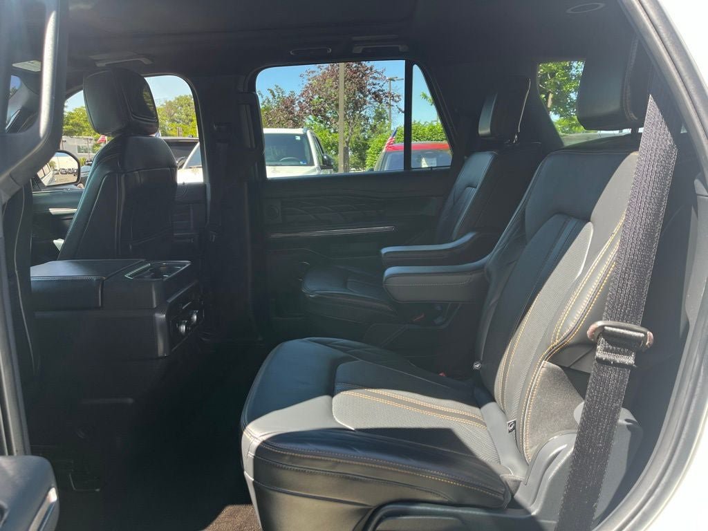 Certified 2023 Ford Expedition Platinum AWD/4WD image 13