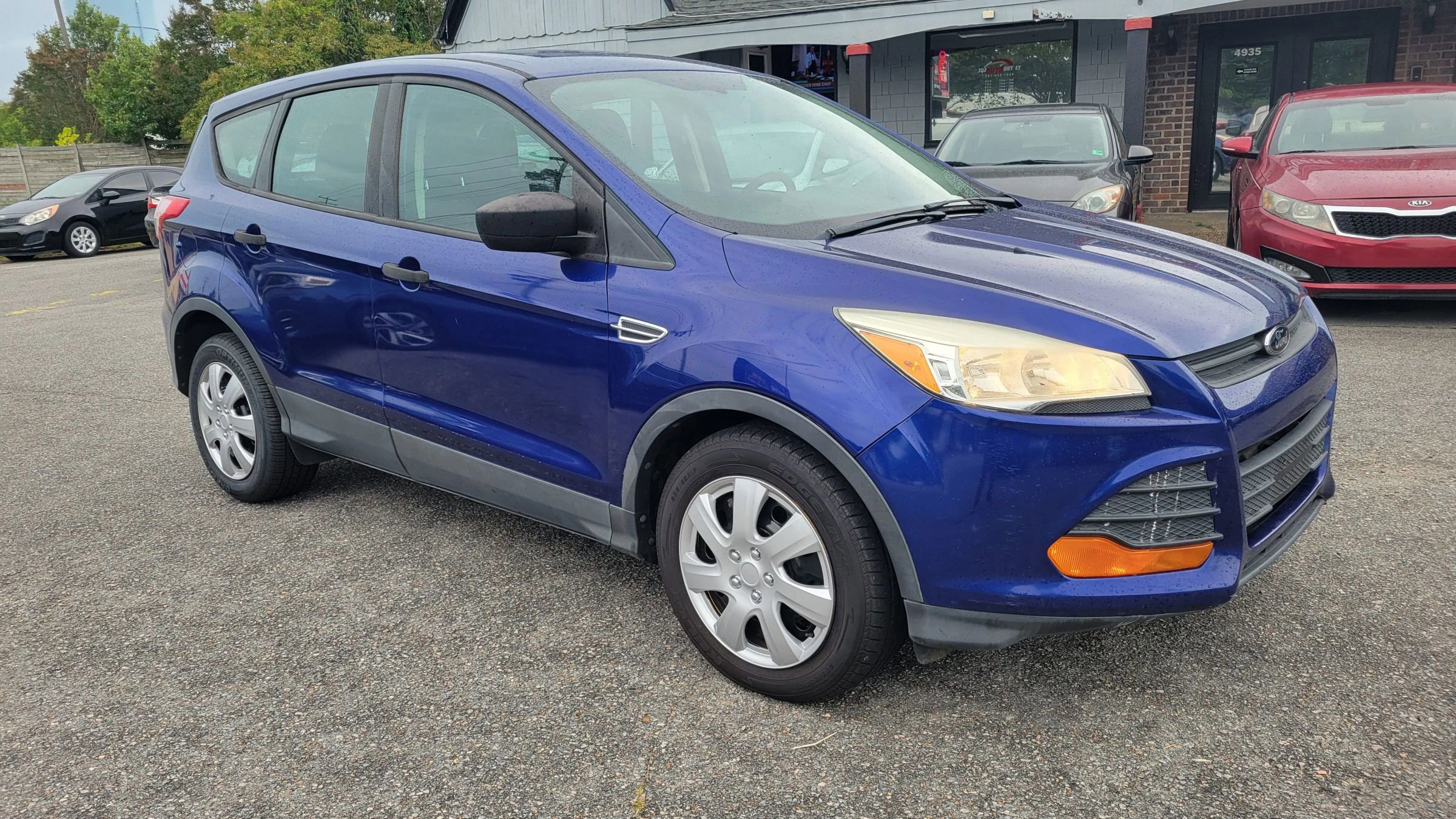 Used 2014 Ford Escape S image 6