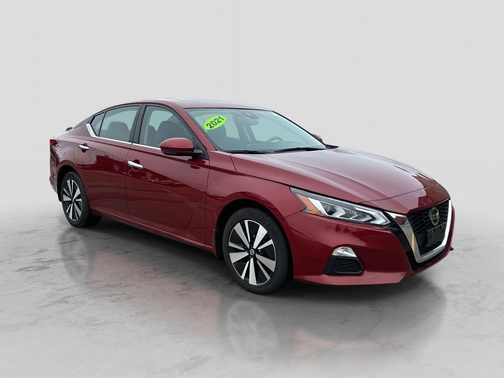 Certified 2021 Nissan Altima 2.5 SV w/ SV Premium Package image 3
