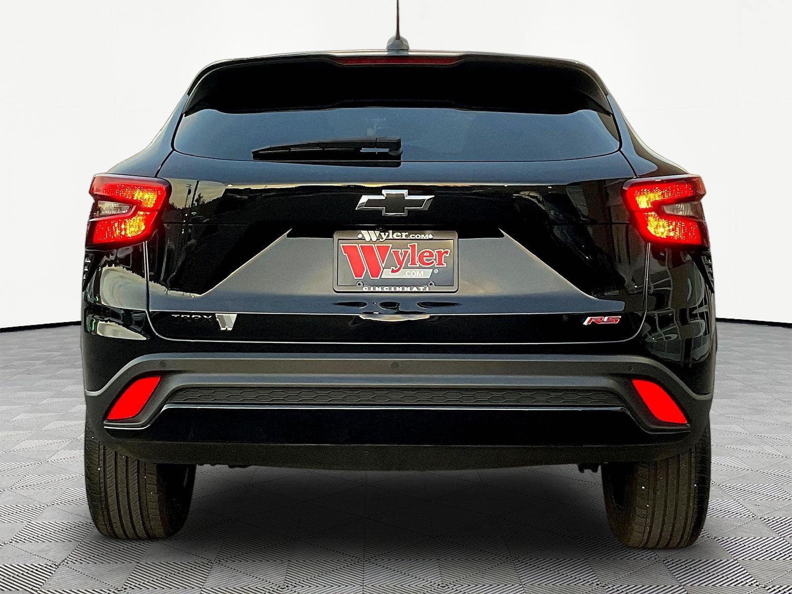 Used 2025 Chevrolet Trax RS w/ Driver Confidence Package FWD image 5