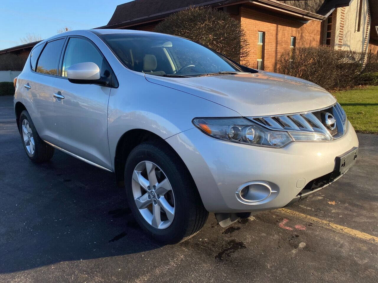 Used 2010 Nissan Murano S image 3