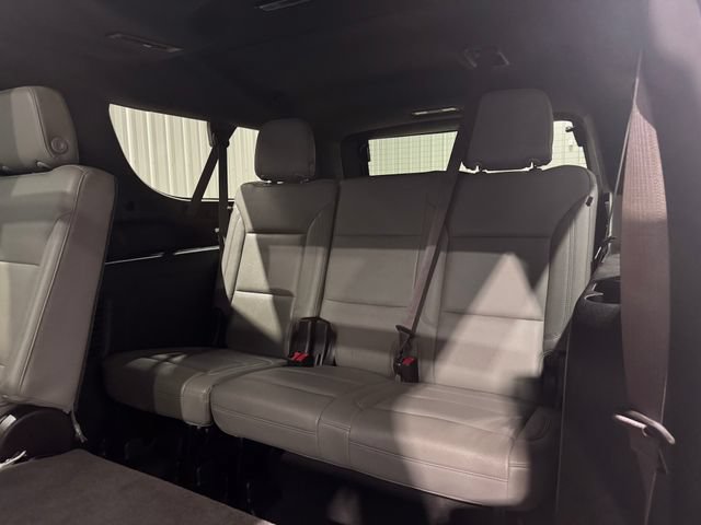 Used 2021 Chevrolet Suburban Z71 AWD/4WD image 23