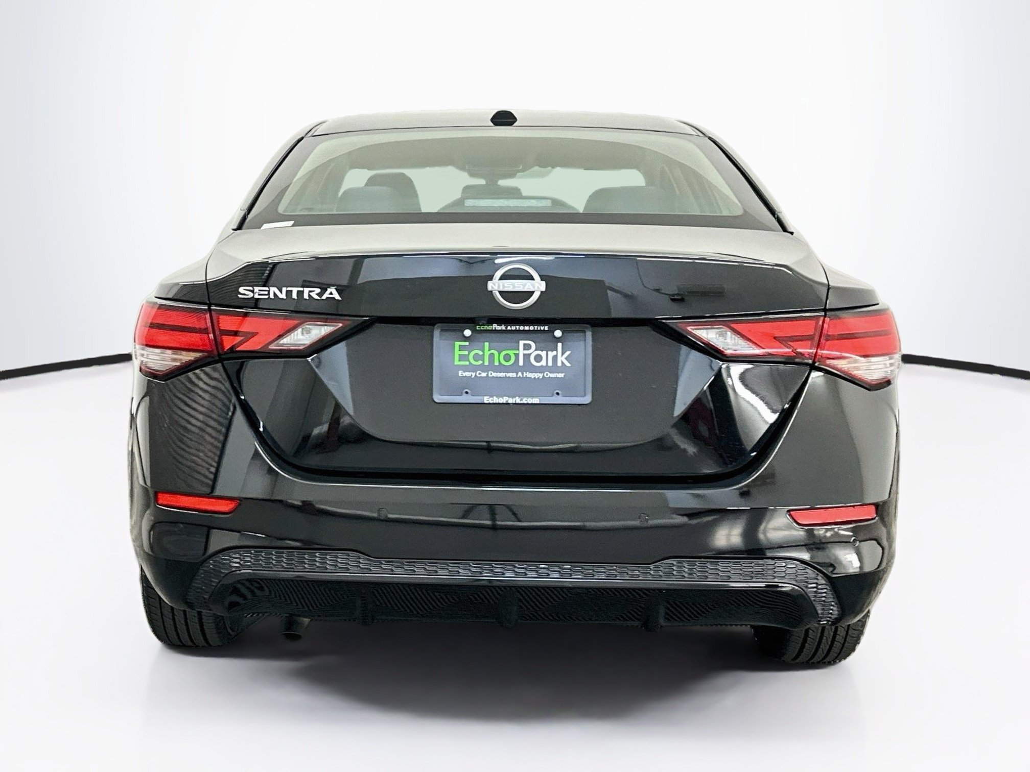 Used 2025 Nissan Sentra SV FWD image 7