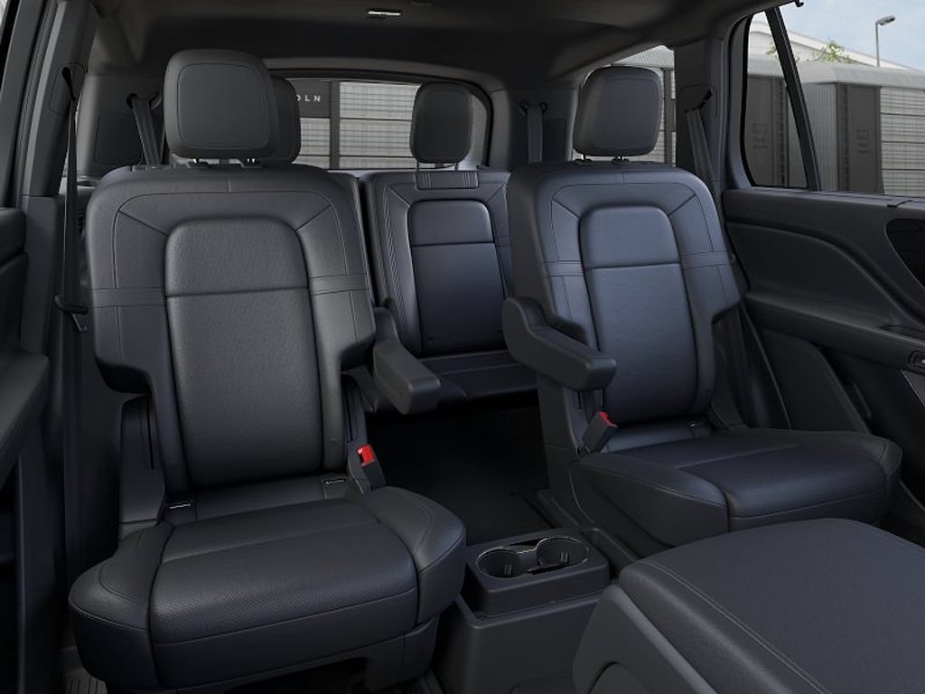 New 2026 Lincoln Aviator Reserve w/ Luxury Package AWD/4WD image 11