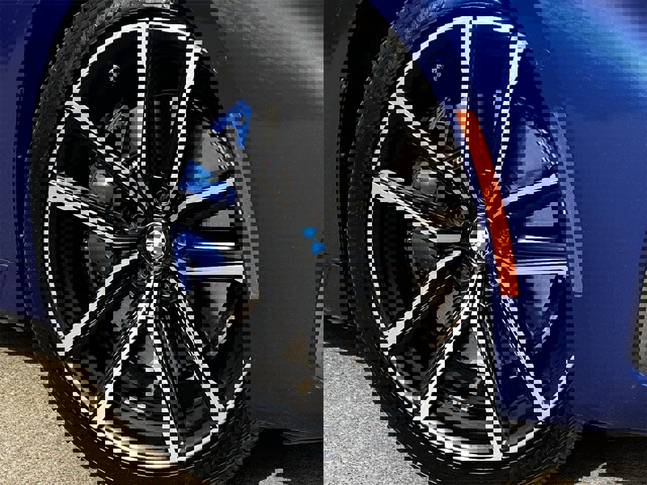 Used 2024 BMW M440i Coupe w/ Premium Package image 30