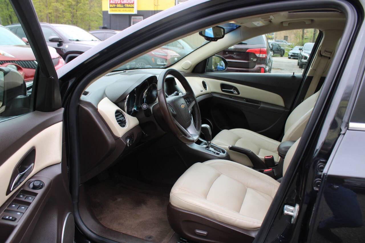 Used 2015 Chevrolet Cruze LTZ w/ Sun, Sound and Sport Package FWD image 23