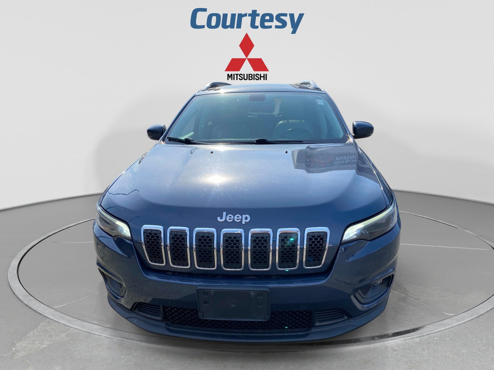 Used 2020 Jeep Cherokee Latitude Plus w/ Comfort/Convenience Group AWD/4WD image 10
