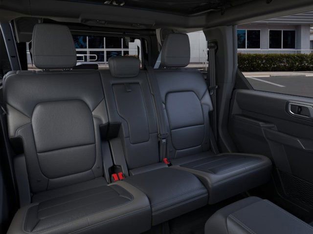 New 2025 Ford Bronco Outer Banks image 11