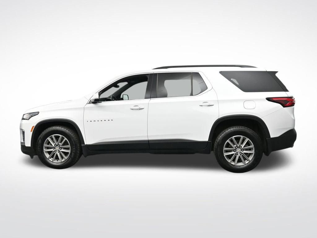 Used 2023 Chevrolet Traverse LT w/ LPO, Floor Liner Package AWD/4WD image 2