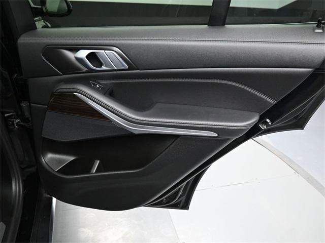 Used 2021 BMW X5 xDrive40i w/ Convenience Package image 42