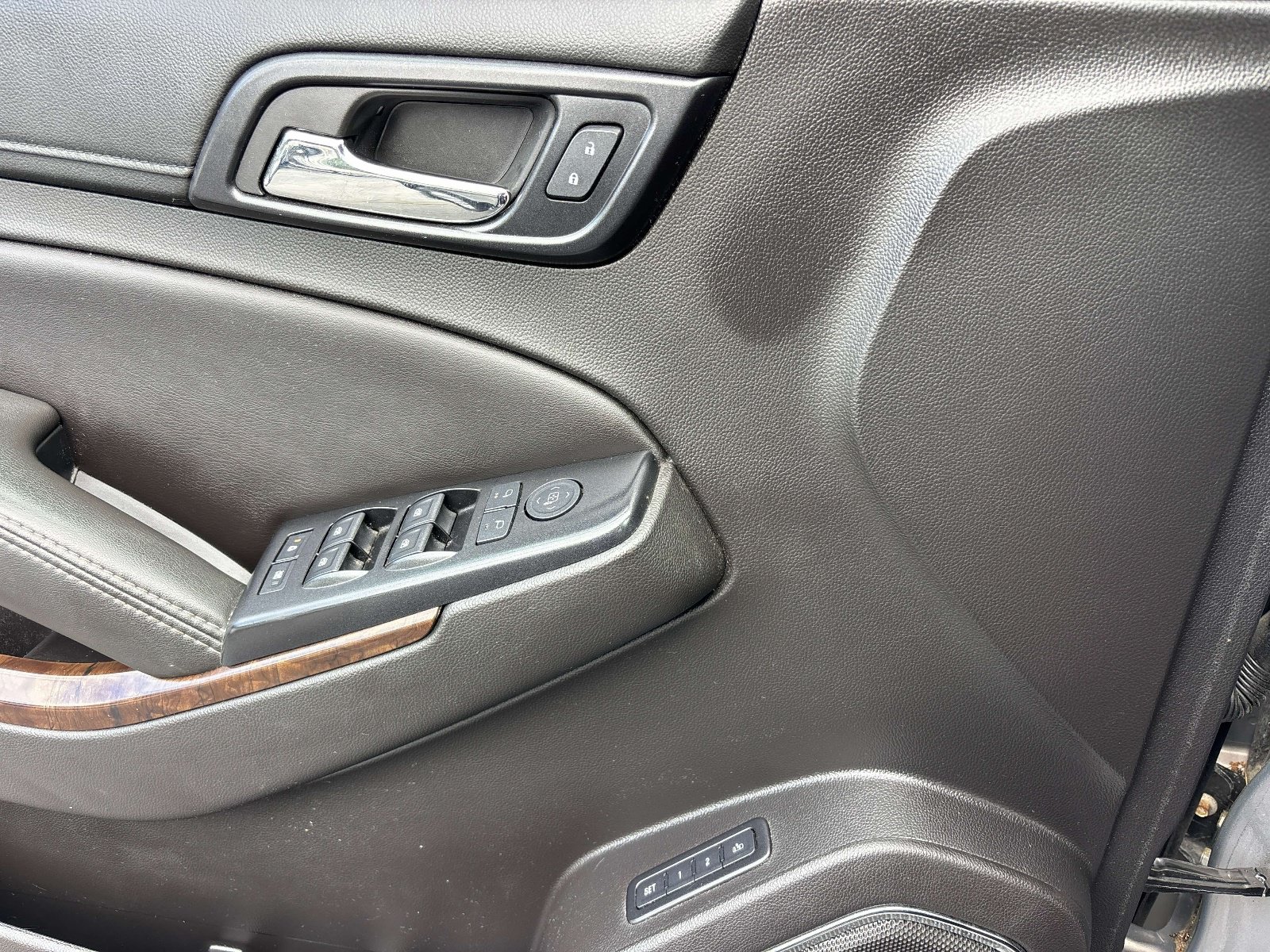 Used 2017 Chevrolet Tahoe LT AWD/4WD image 19