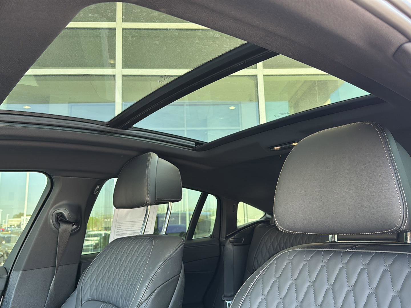 Certified 2024 BMW X6 xDrive40i w/ Premium Package image 26