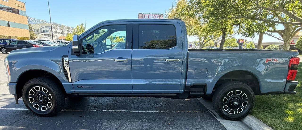 Used 2023 Ford F350 Platinum AWD/4WD image 7