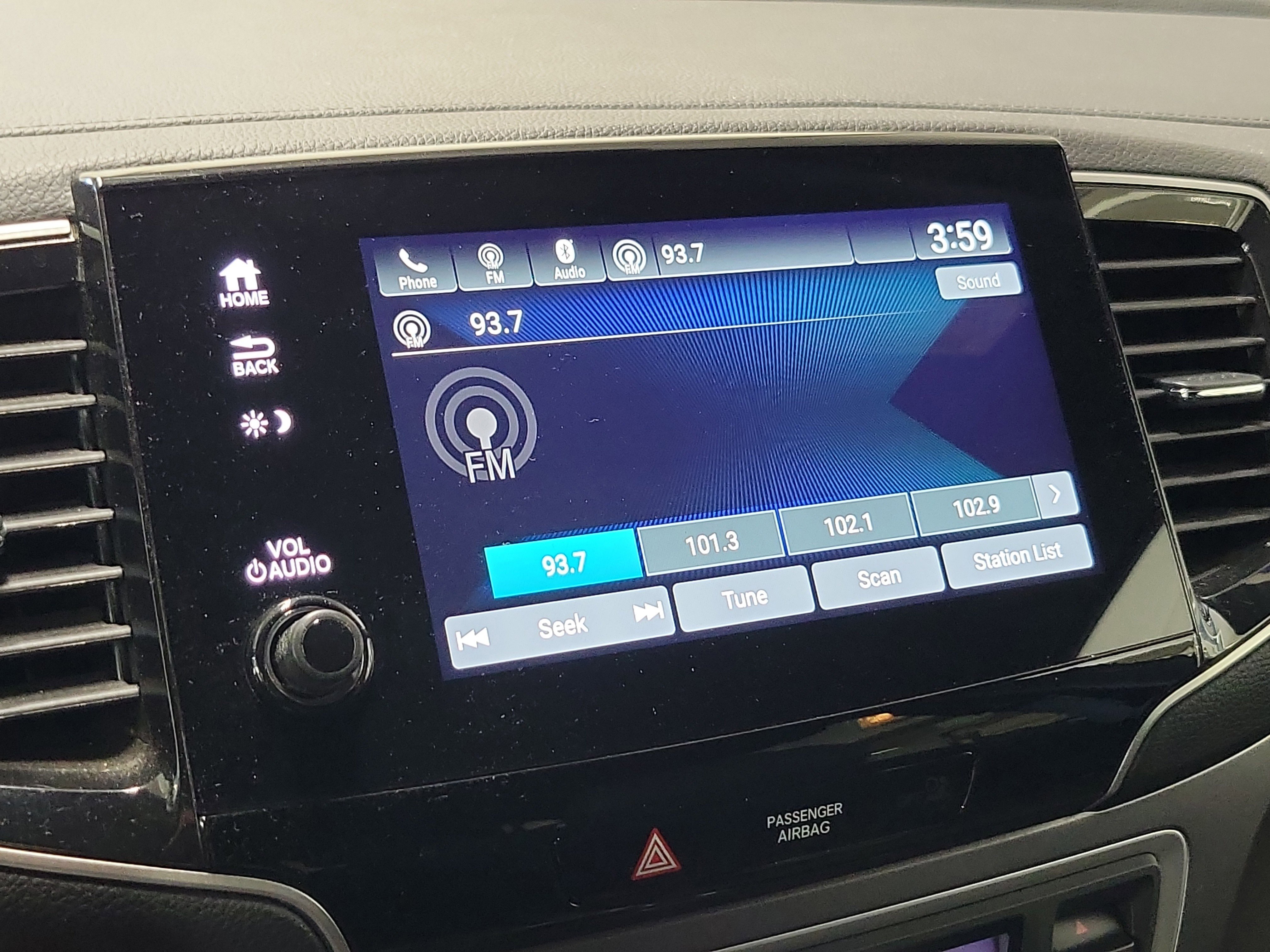 Used 2021 Honda Passport Sport image 29