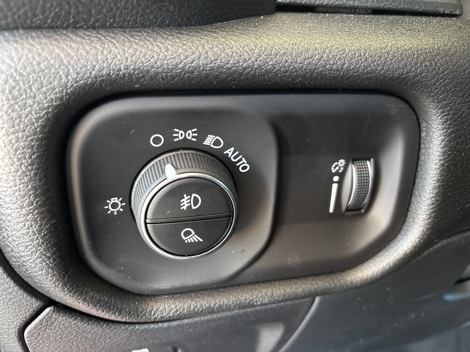 Used 2026 RAM 1500 Express RWD image 12