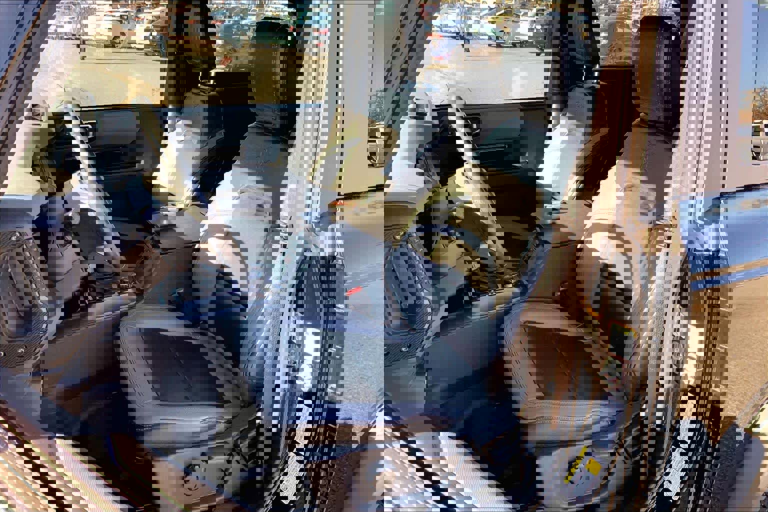 Used 2024 Ford Bronco Big Bend image 8