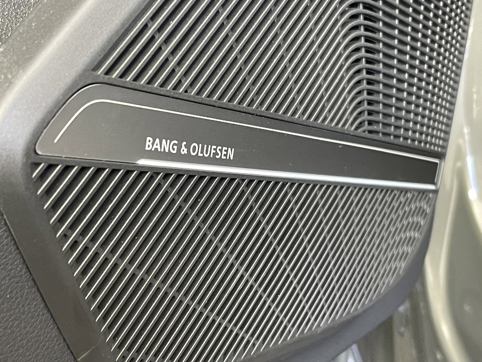 New 2025 Audi Q5 2.0T Premium Plus w/ Premium Plus Package image 24