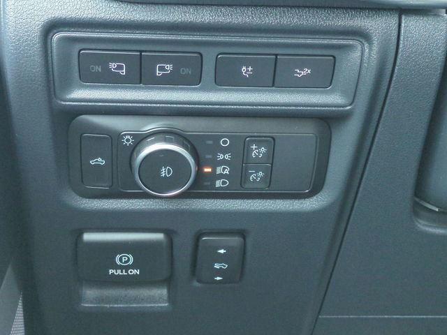 Used 2022 Ford F150 Lariat w/ Equipment Group 502A High AWD/4WD image 19