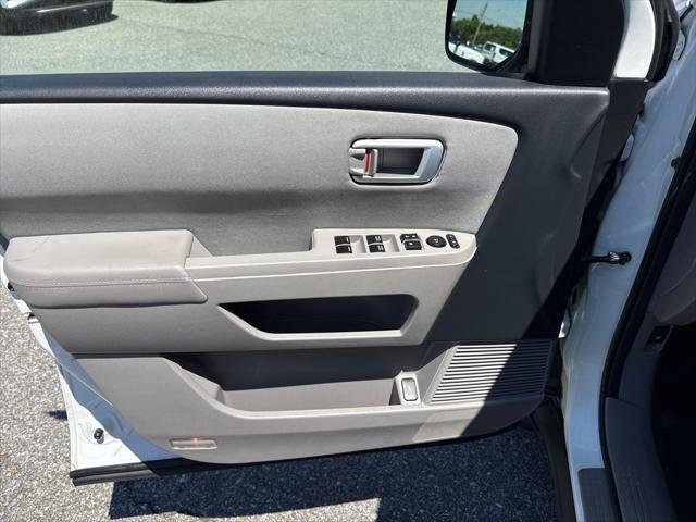 Used 2014 Honda Pilot LX image 14