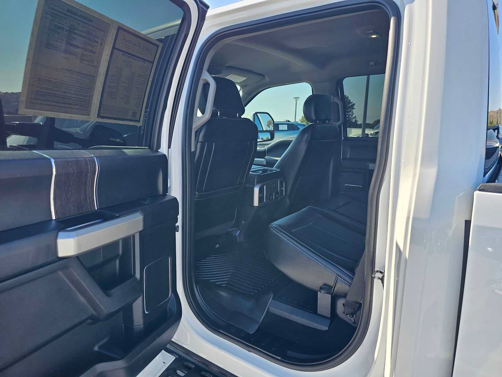 Used 2021 Ford F250 Lariat w/ Lariat Value Package AWD/4WD image 15