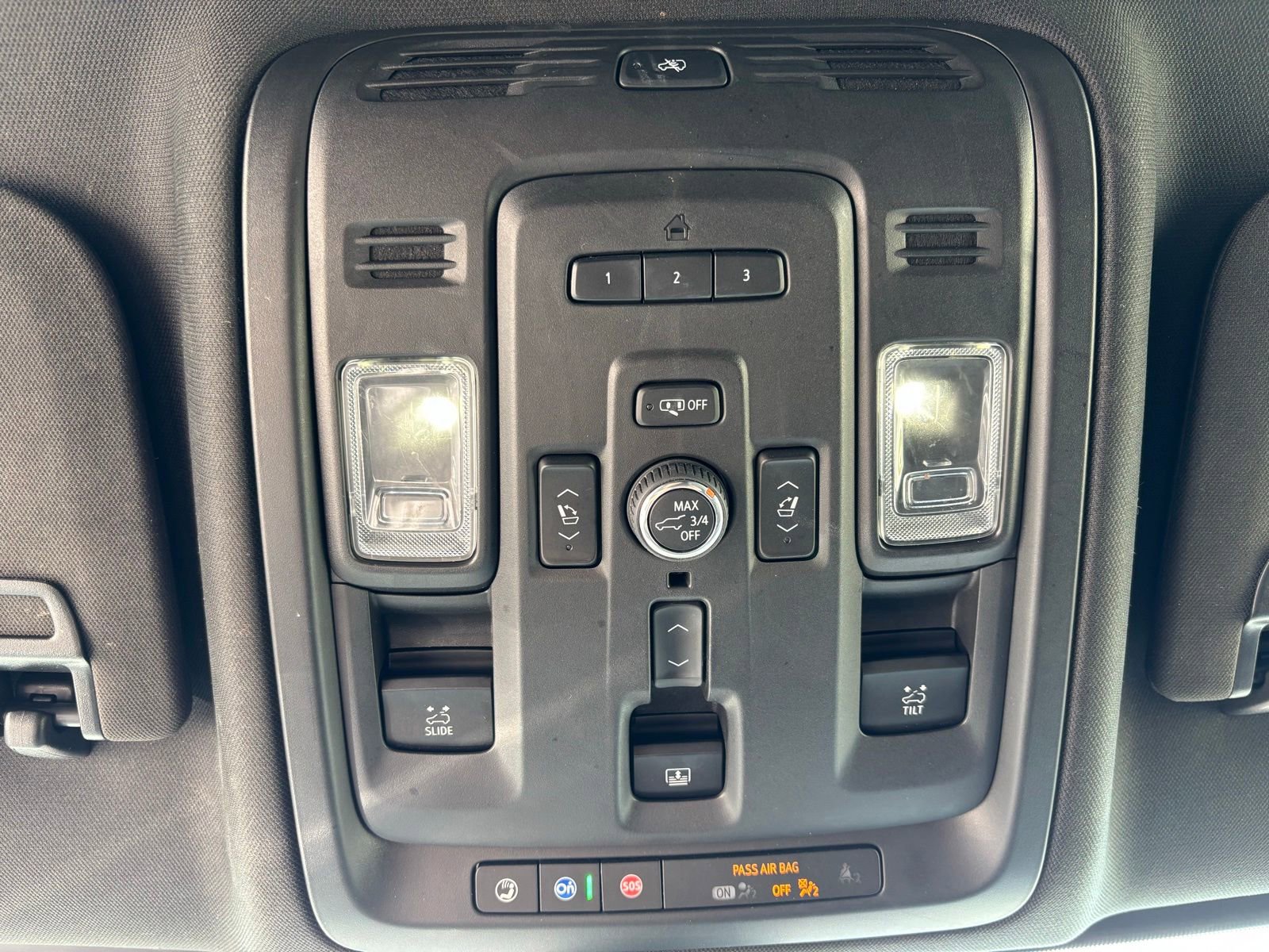 Used 2021 GMC Yukon Denali w/ Denali Premium Package AWD/4WD image 20