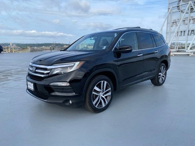 Used 2017 Honda Pilot Touring image 4