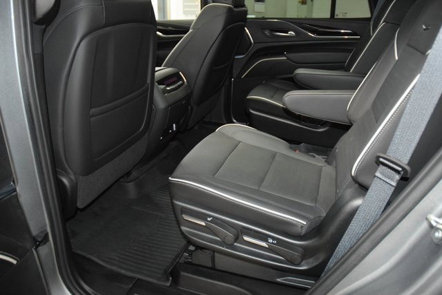 Used 2023 Cadillac Escalade Sport w/ LPO, ONYX Package image 47