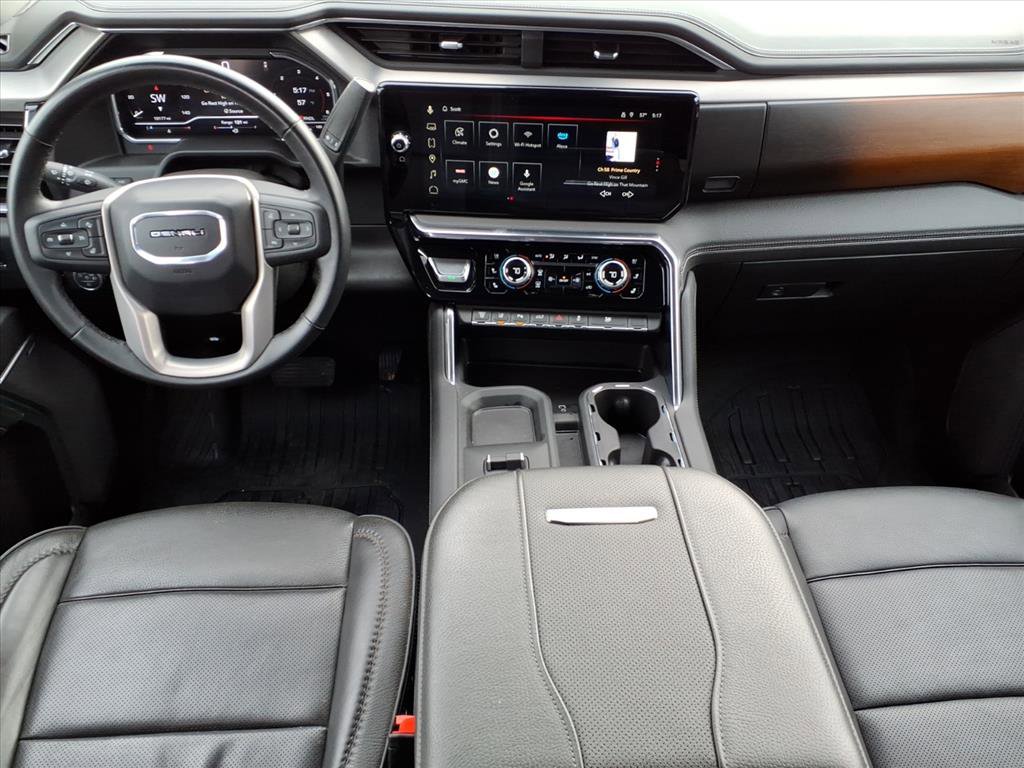 Used 2025 GMC Sierra 3500 Denali w/ Denali Reserve Package image 30