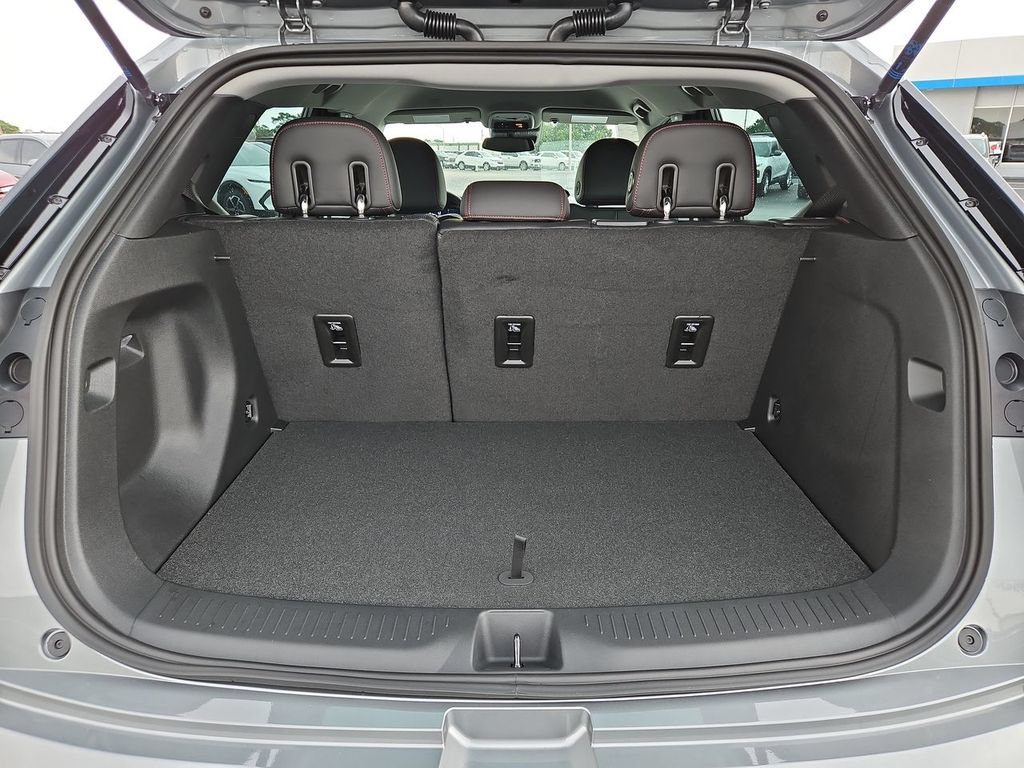New 2027 Chevrolet Bolt RS FWD image 16