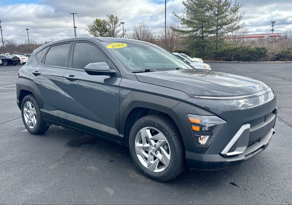 Used 2024 Hyundai Kona SE image 8