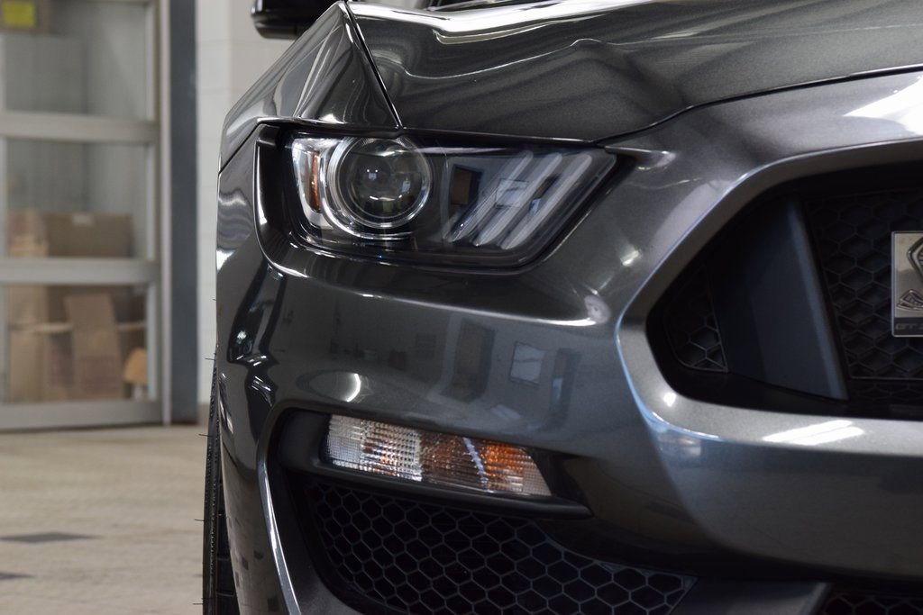 Used 2017 Ford Mustang Shelby GT350 image 12