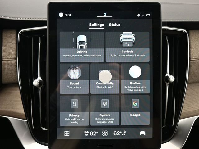 New 2026 Volvo XC90 B6 Plus w/ Protection Package Premier image 20