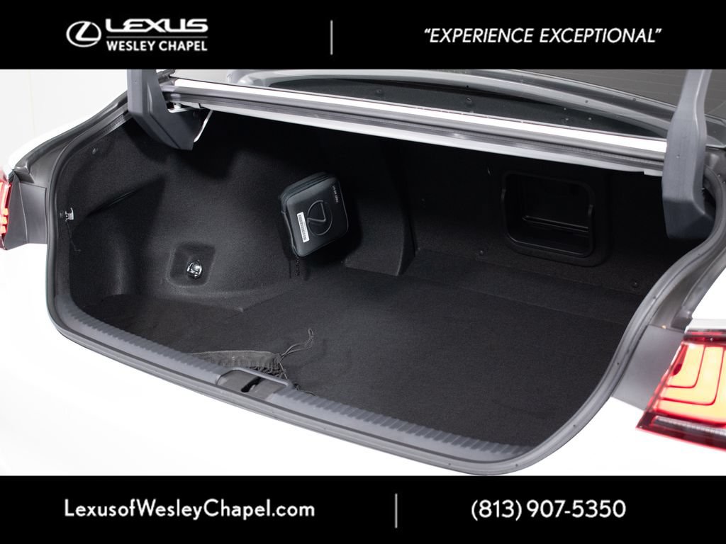 Used 2025 Lexus ES 350 w/ Premium Package FWD image 18