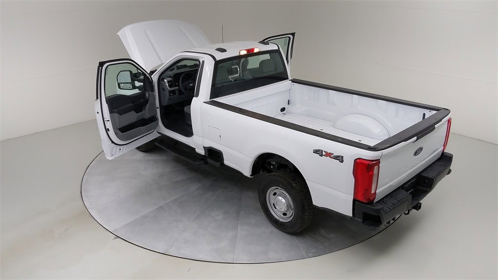 New 2026 Ford F250 XL image 49