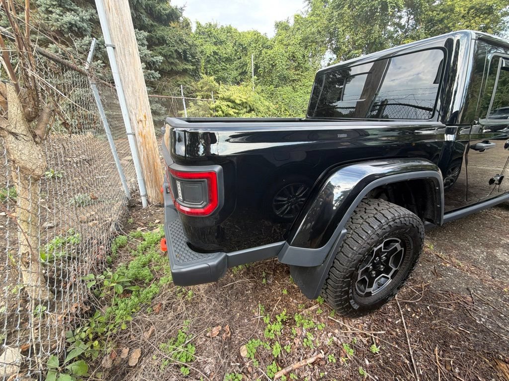 Used 2023 Jeep Gladiator Mojave w/ LED Lighting Group AWD/4WD image 6