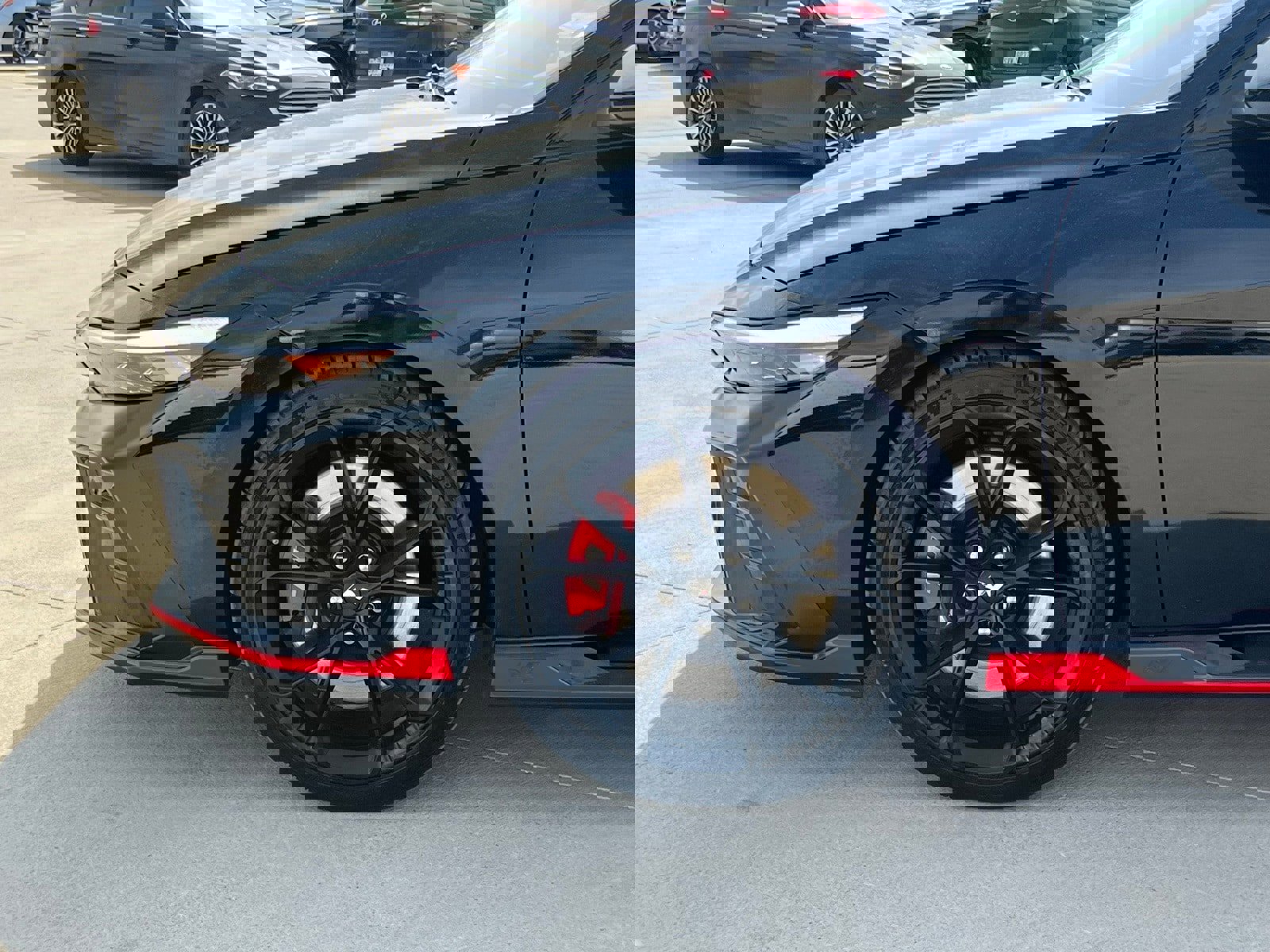 Used 2025 Hyundai Elantra N image 8