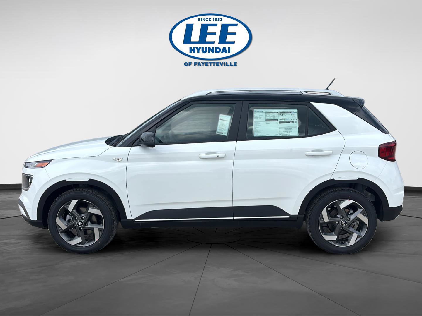 New 2026 Hyundai Venue SEL FWD image 6